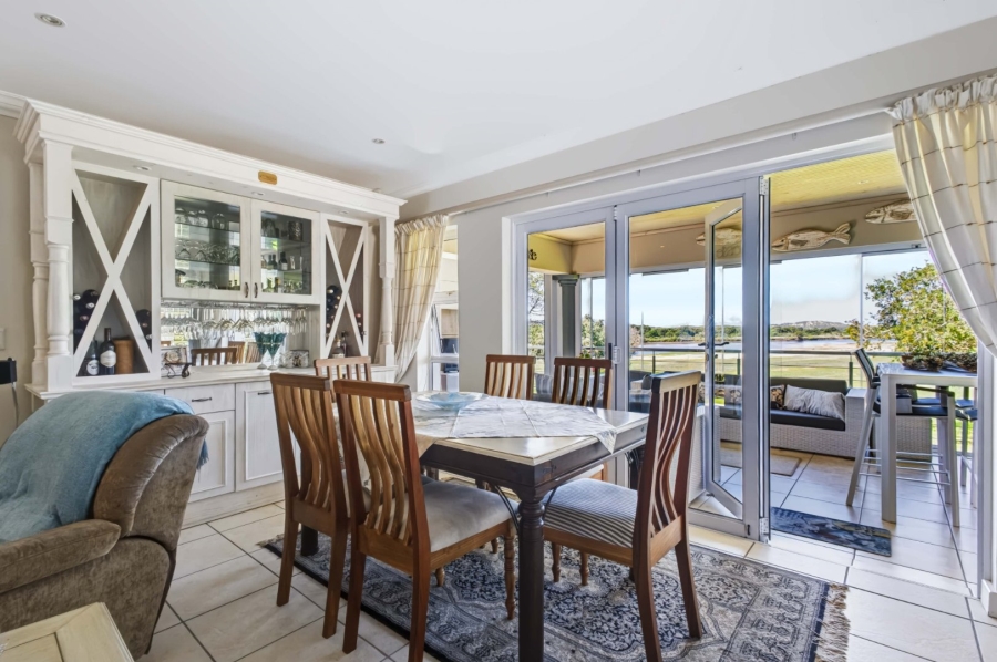  Bedroom Property for Sale in Twin Rivers Western Cape